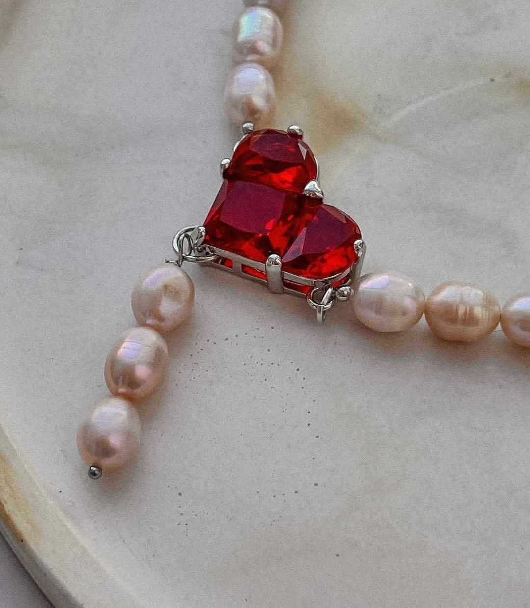Колье Алое сердце